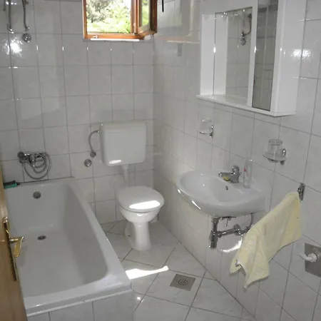 Pupa Apartmán *